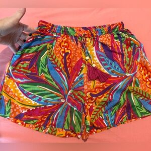 Colorful Tropical Women Shorts
New